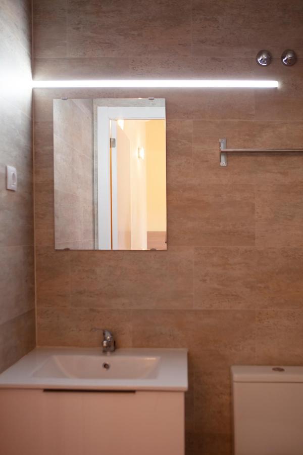 Hostal La Posada De Mari La Cabrera Ngoại thất bức ảnh